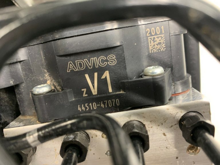TOYOTA PRIUS 17-21 HYBRID ANTI LOCK BRAKE ABS PUMP ASSEMBLY OEM 4451047070 (RECONDITION) - Image 3