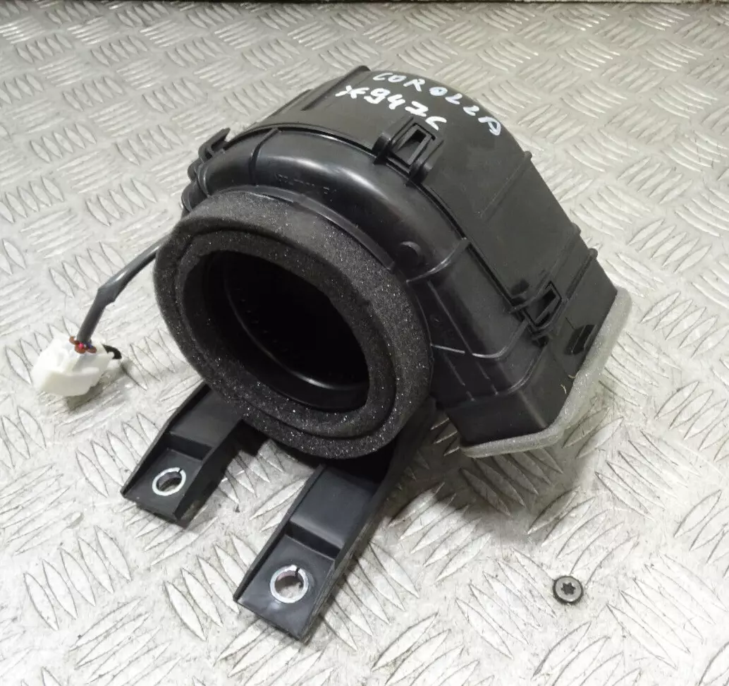 Hybrid Battery Blower Fan Motor for Toyota Axio - Image 2